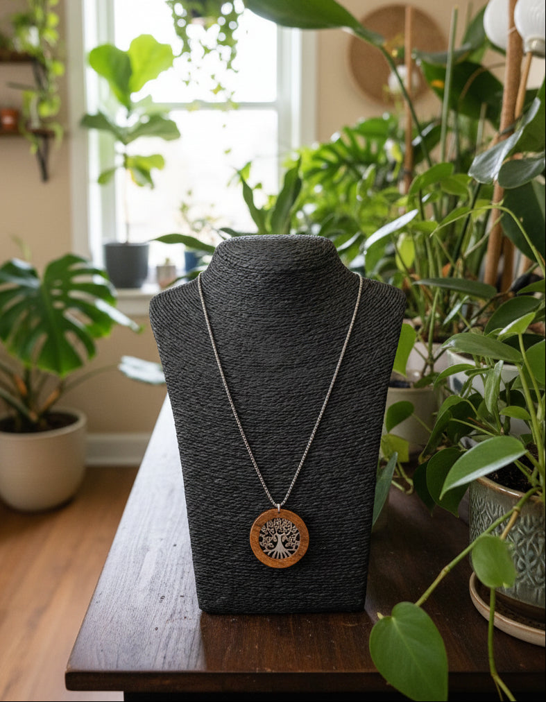 COLLIER "LEBENSBAUM / NUSSBAUMHOLZ-SILBER "