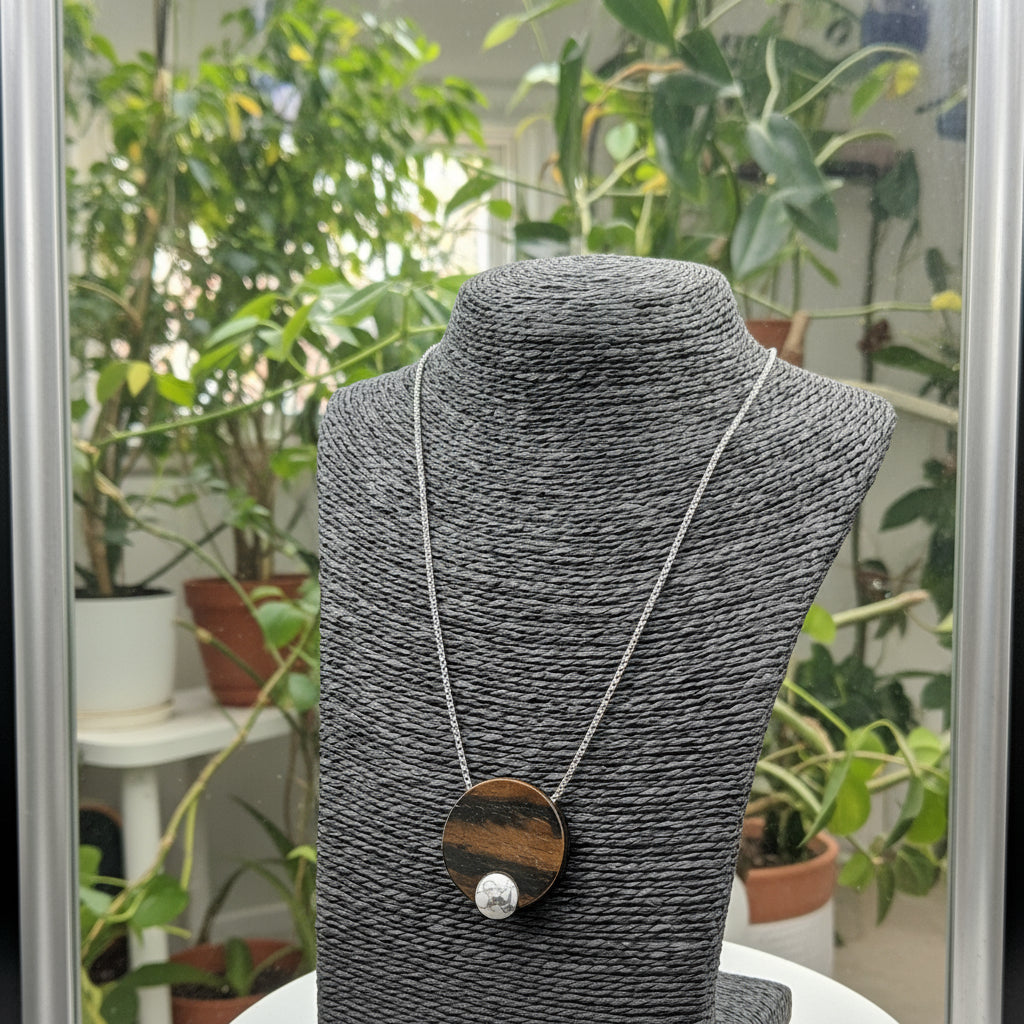 COLLIER "MARMOR / EBENHOLZ"
