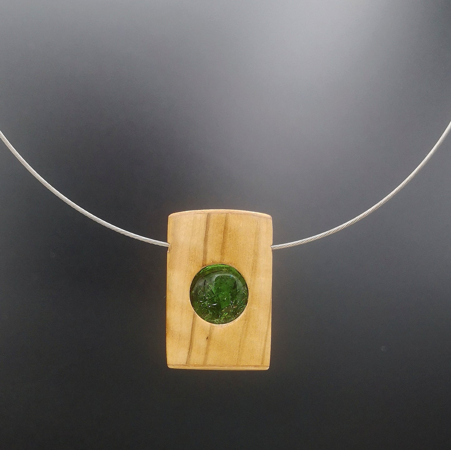 COLLIER " GLASNUGGET / OLIVENHOLZ"