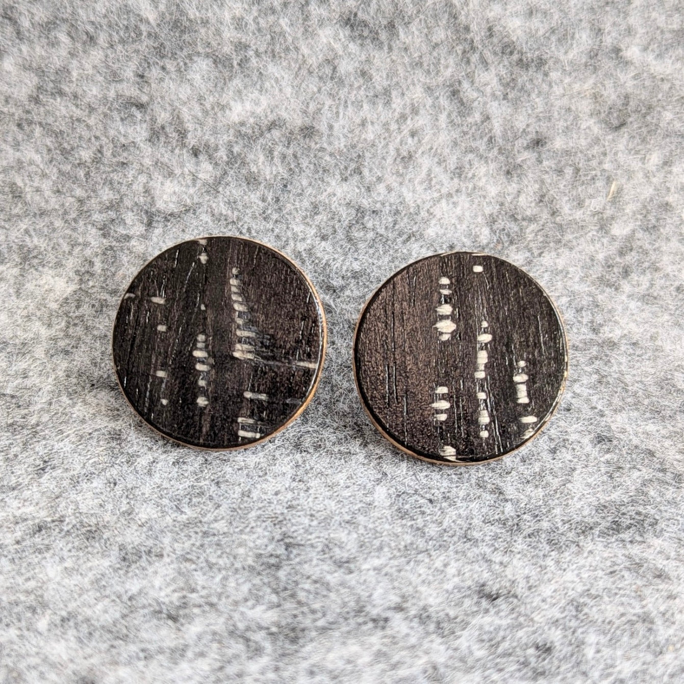 OHRSTECKER "PERLHOLZ" (XL)