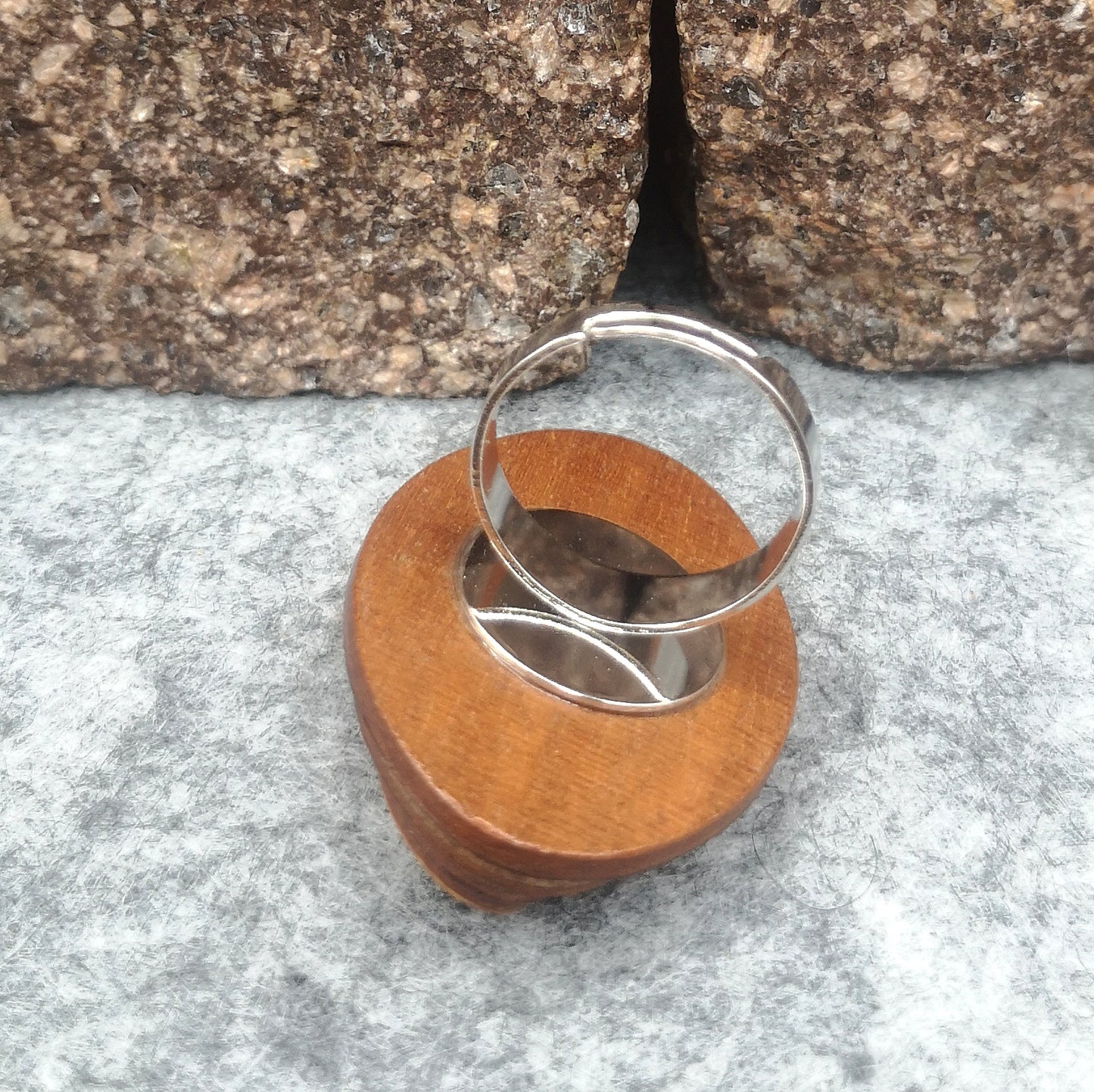 RING "OVAL 1"