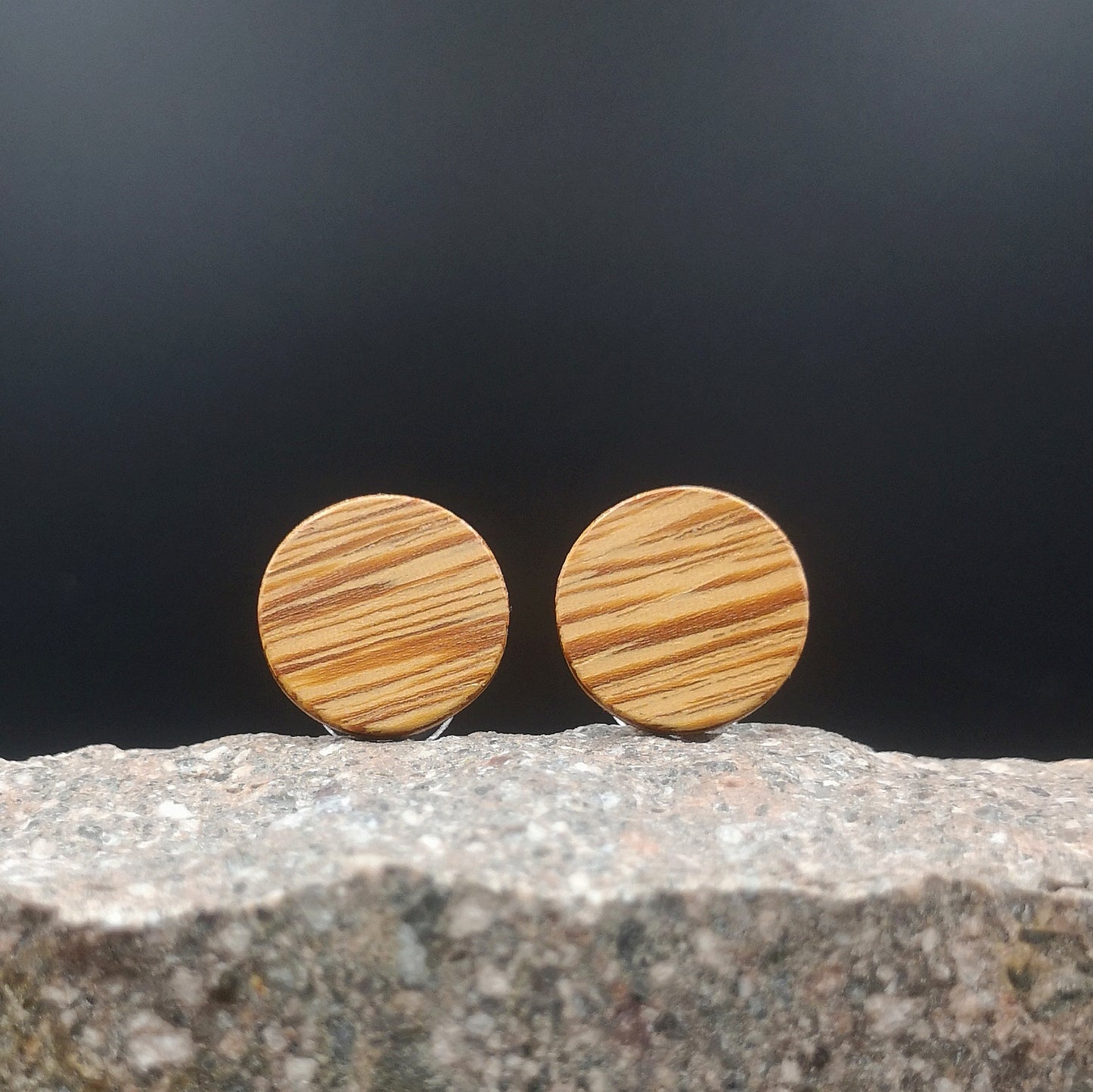 OHRSTECKER "LATI" (L)